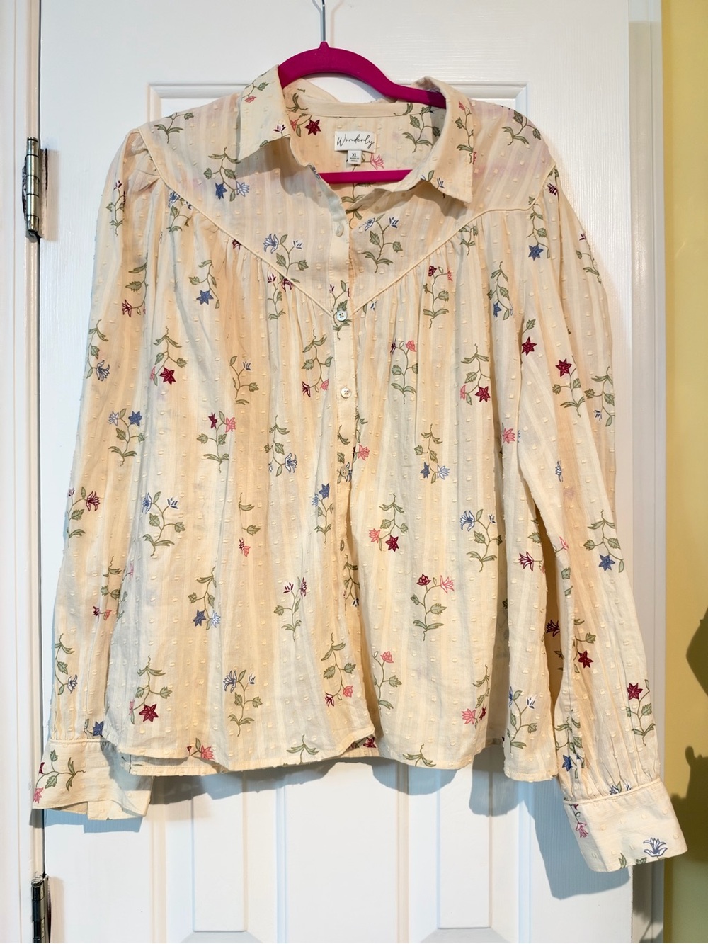Wonderly Cream Floral Button-Front Blouse